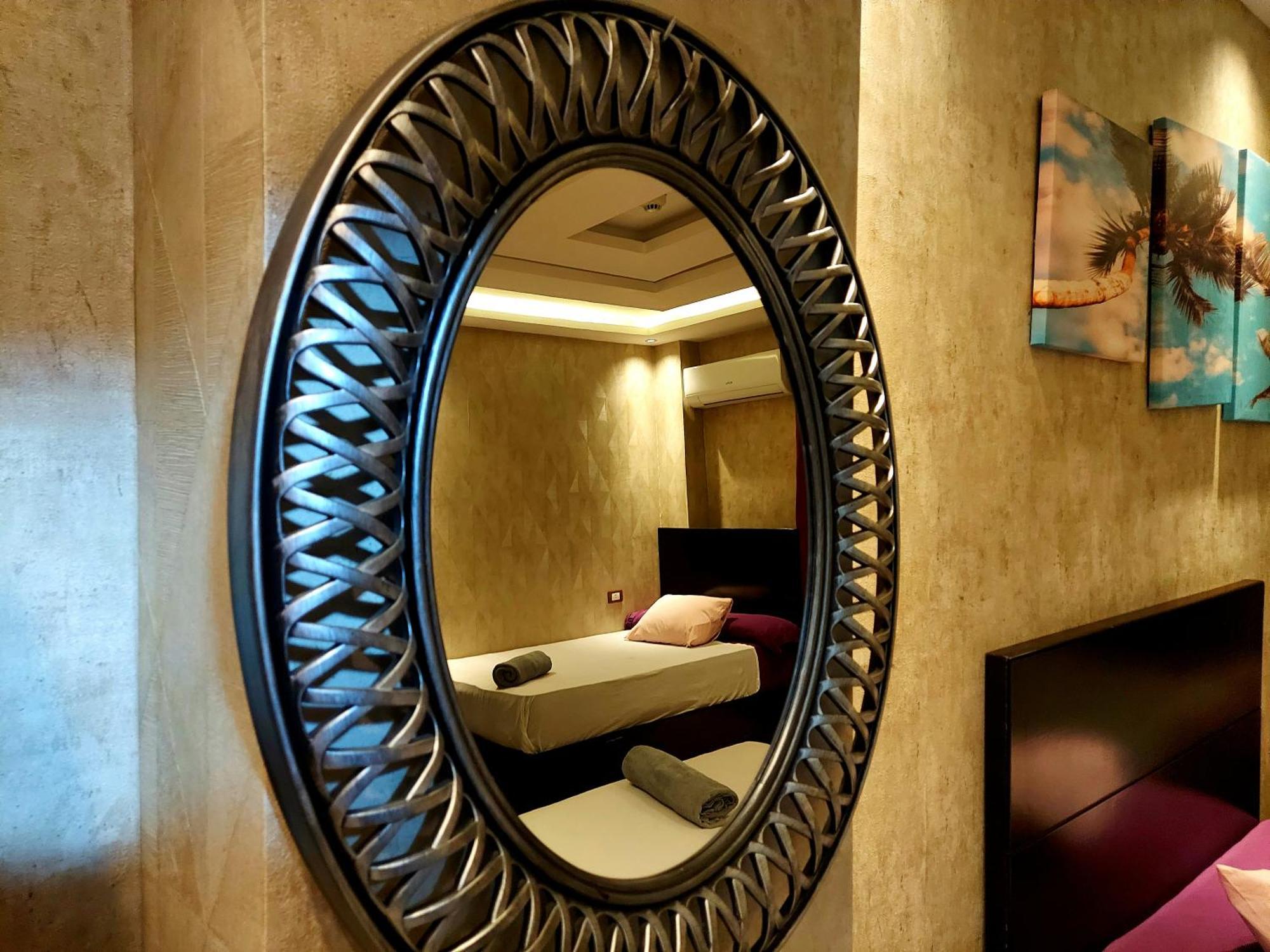 Pyramids Planet Hotel Ghatati Bilik gambar